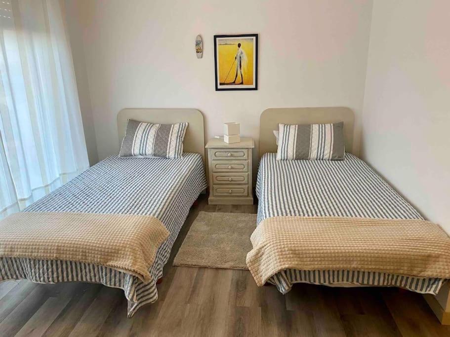 Rocha'S Apartment Remodelado! Na Praia Com Terraco Vila Nova de Gaia Exteriér fotografie